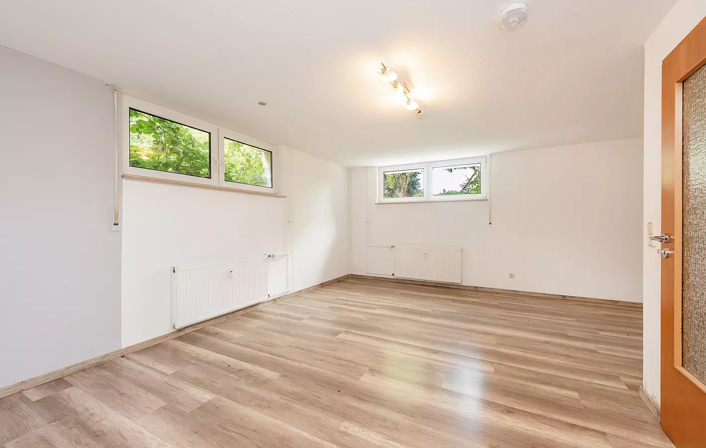Townhouse In Berlin Pankow Heinersdorf, Three Condominiums, Two Available Immediately!