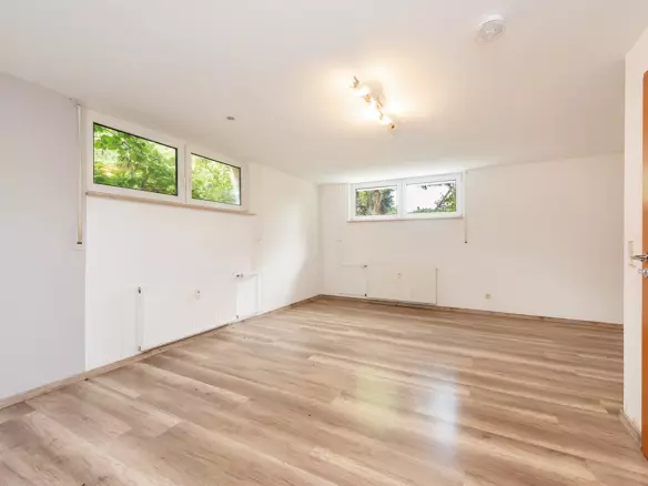 Townhouse In Berlin Pankow Heinersdorf, Three Condominiums, Two Available Immediately!