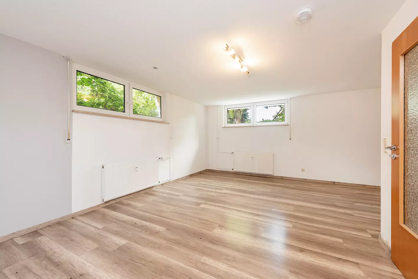 Townhouse In Berlin Pankow Heinersdorf, Three Condominiums, Two Available Immediately!