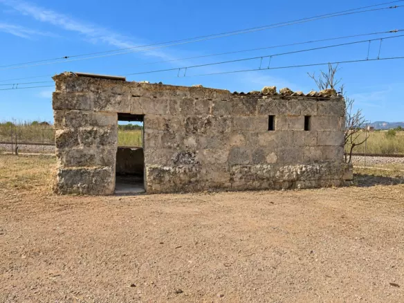 Land In Sa Pobla, Spain (176 M²)