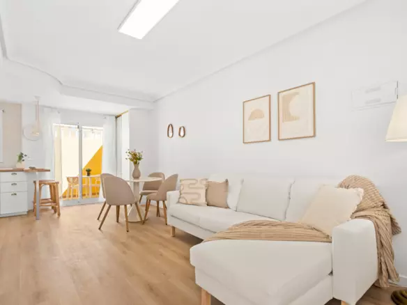 2-bedroom Town House In Villamartin, Spain (64 M²)