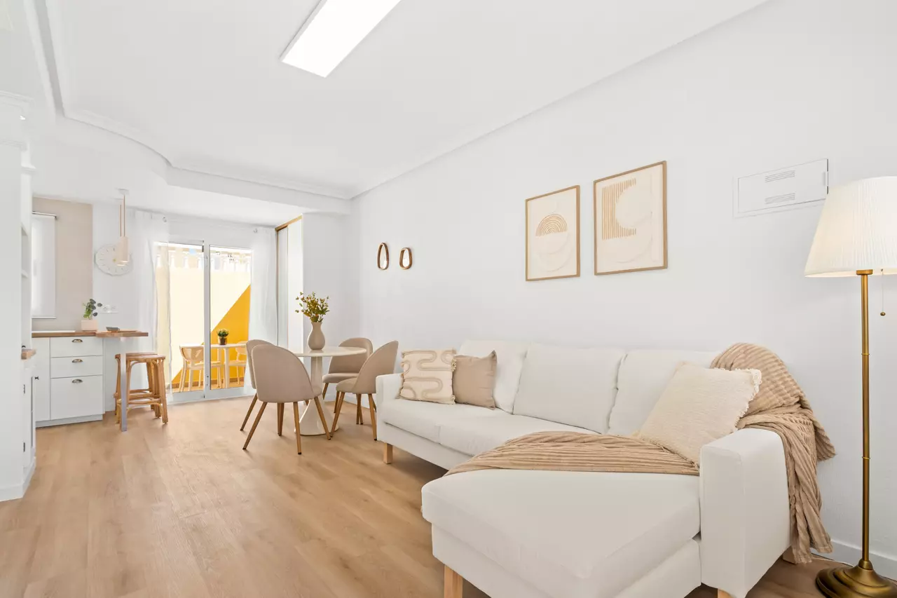 2-bedroom Town House In Villamartin, Spain (64 M²)