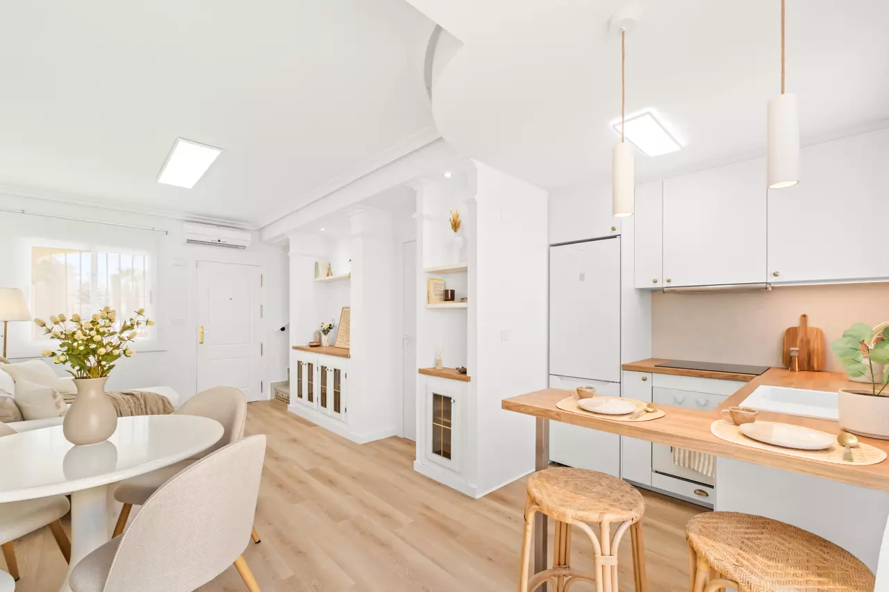 2-bedroom Town House In Villamartin, Spain (64 M²)