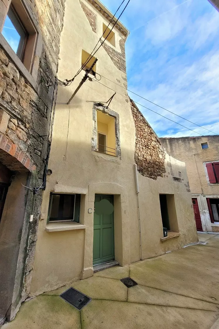 3-bedroom House In Quarante, France (95 M²)