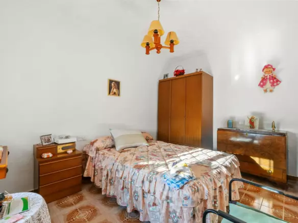 4-bedroom Country House In Orihuela, Spain (267 M²)