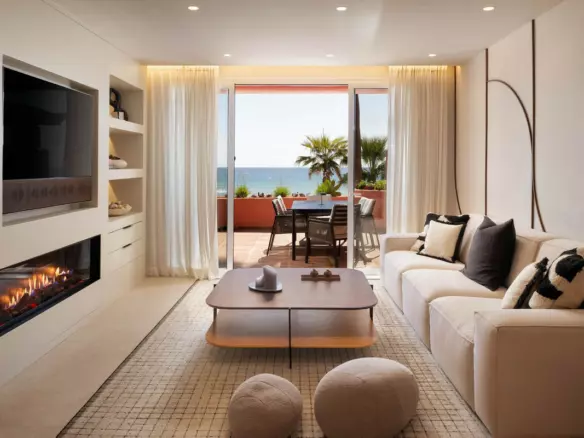 3-bedroom Apartment In Estepona, Spain (127 M²)