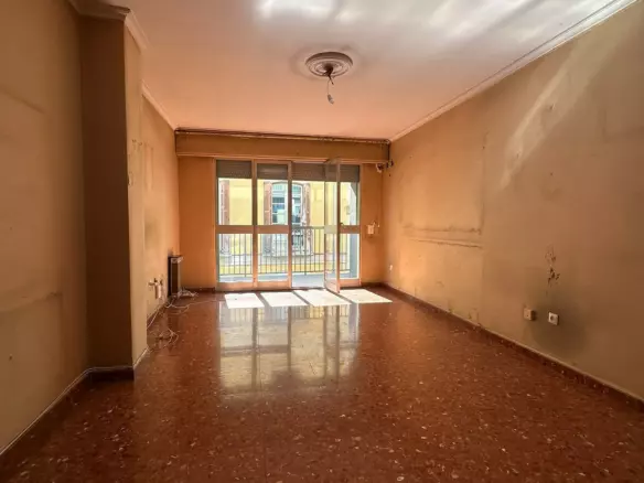 4-bedroom Apartment In Málaga, Spain (180 M²)
