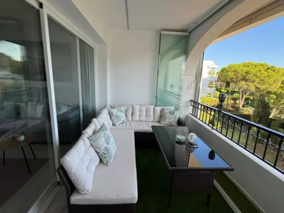 1-bedroom Property In Miraflores, Spain (62 M²)