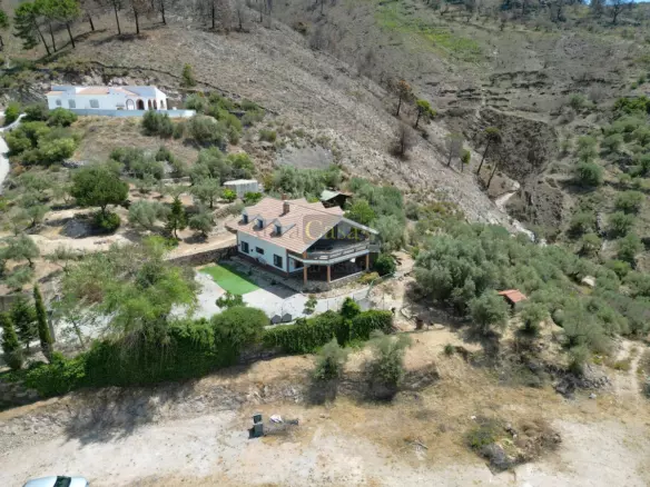 4-bedroom Villa In Canillas De Albaida, Spain (331 M²)
