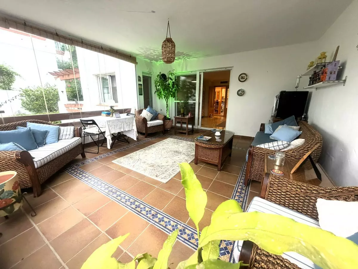 3-bedroom Apartment In Estepona, Spain (117 M²)