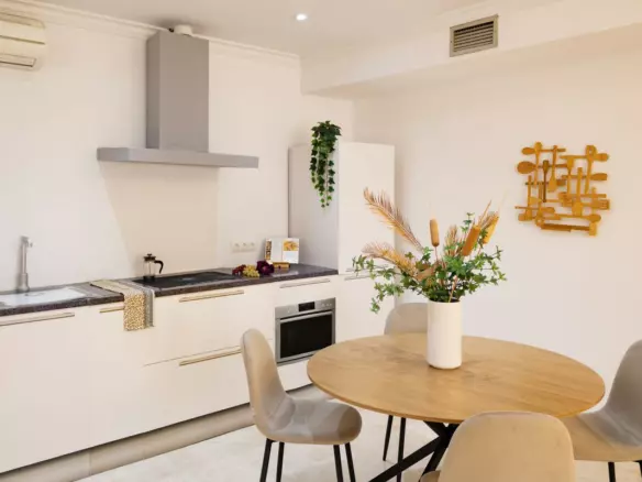 2-bedroom Apartment In Marbella, Spain (104 M²)