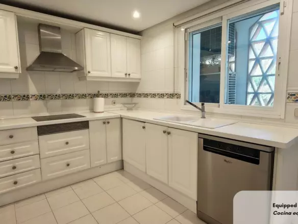 3-bedroom Apartment In Marbella, Spain (135 M²)
