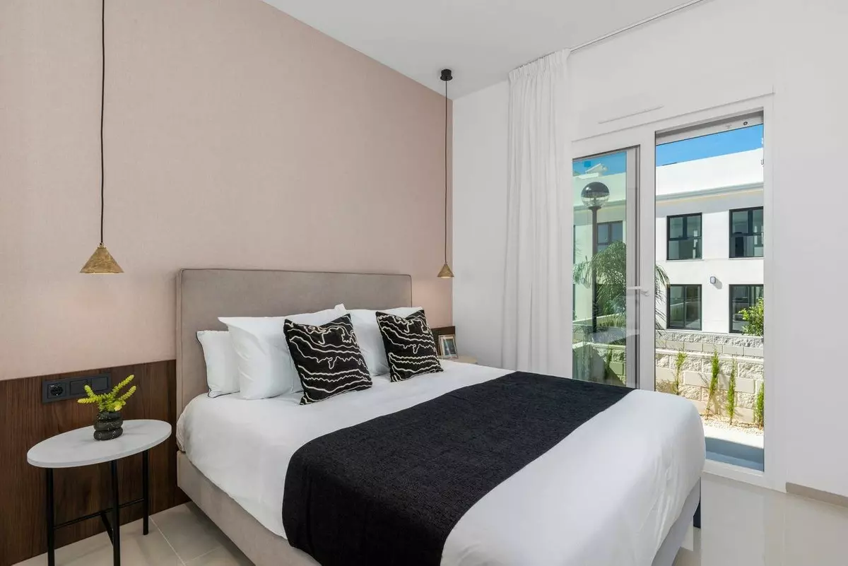 2-bedroom Apartment In Rojales, Spain (86 M²)