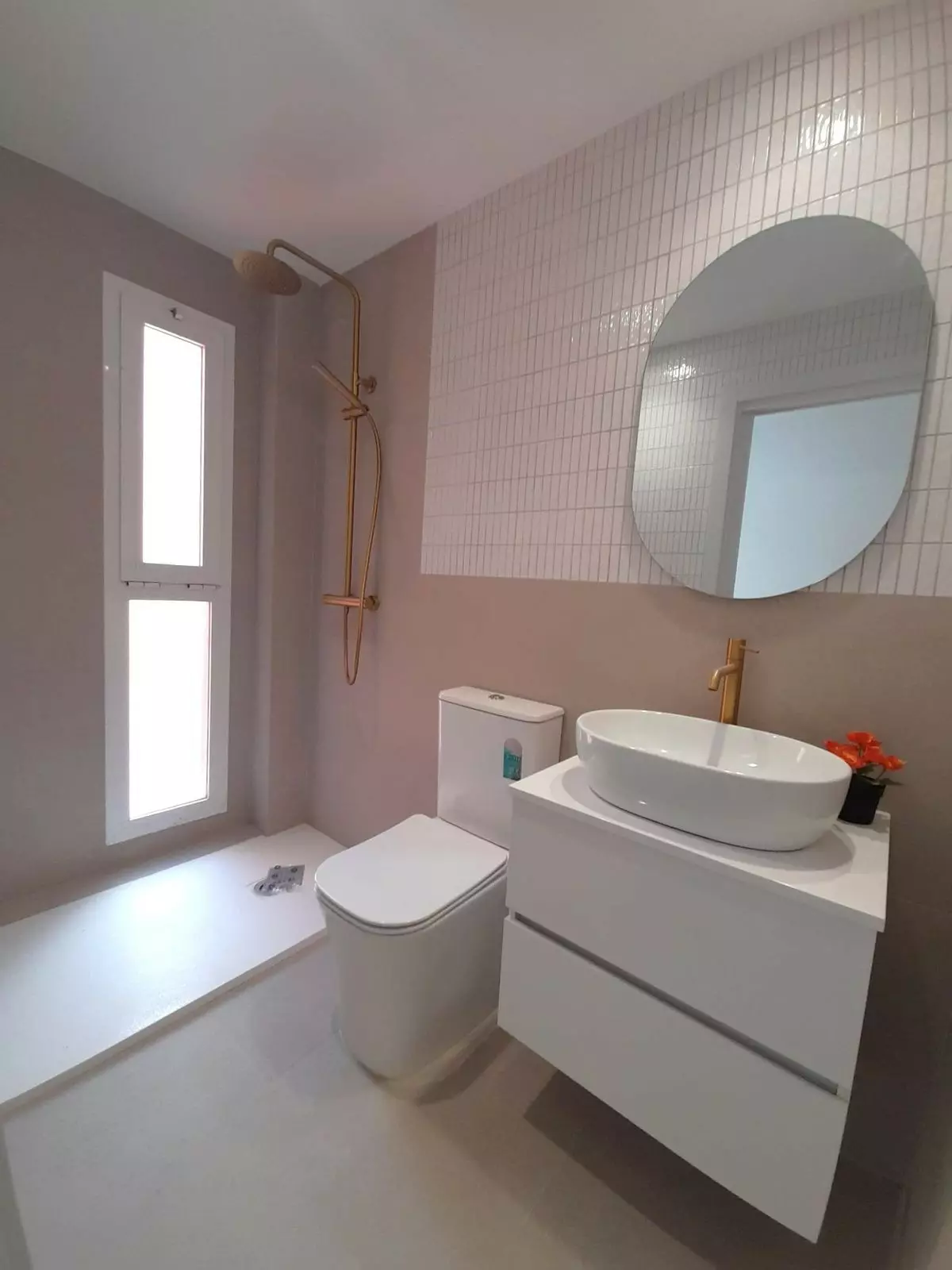 1-bedroom Apartment In Málaga, Spain (63 M²)