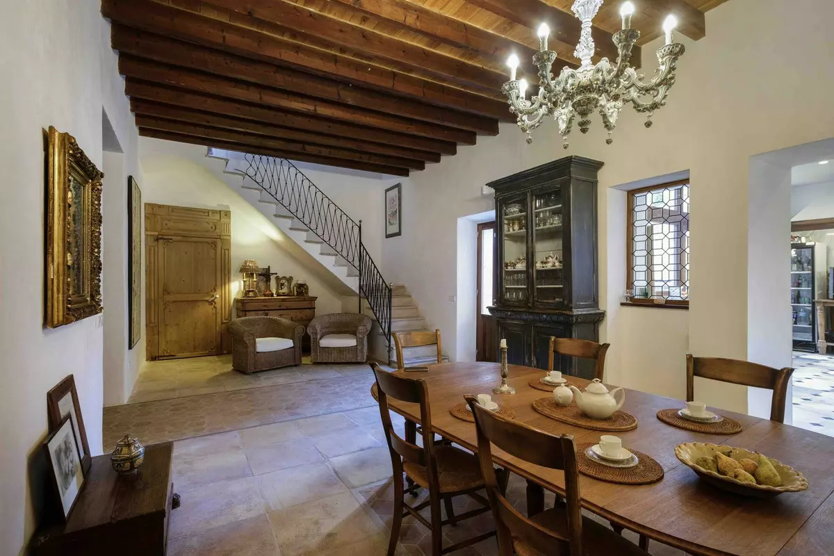 3-bedroom Villa In Porreres, Spain (512 M²)