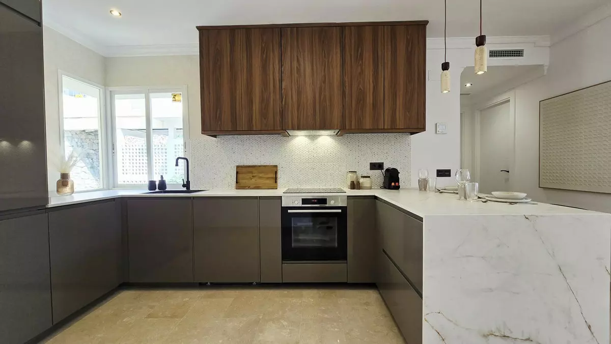 3-bedroom Apartment In Benahavis, Spain (100 M²)