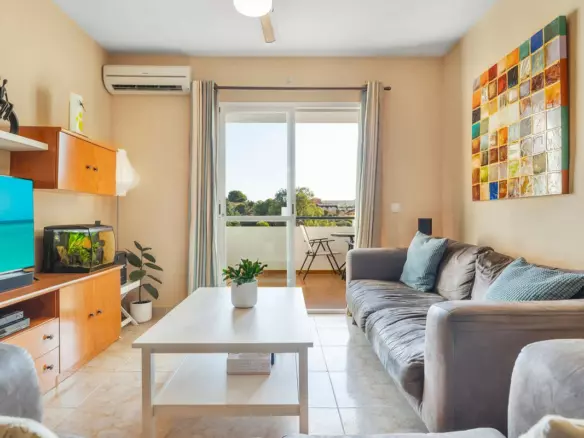 3-bedroom Apartment In Benalmádena, Spain (96 M²)