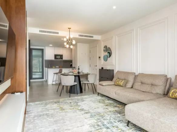 2-bedroom Apartment In Fuengirola, Spain (98 M²)