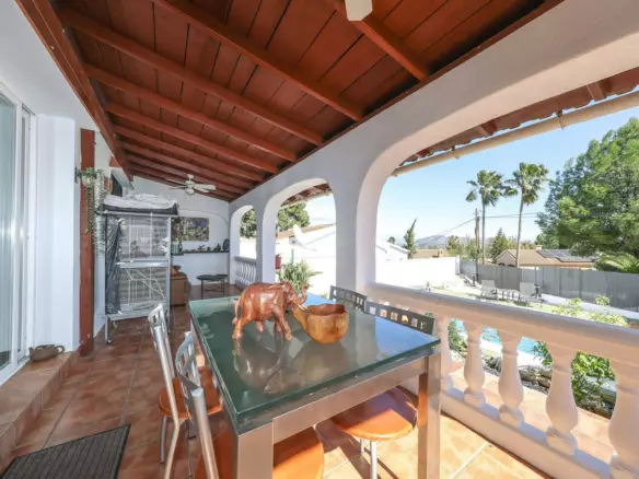 3-bedroom Villa In Coín, Spain (145 M²)
