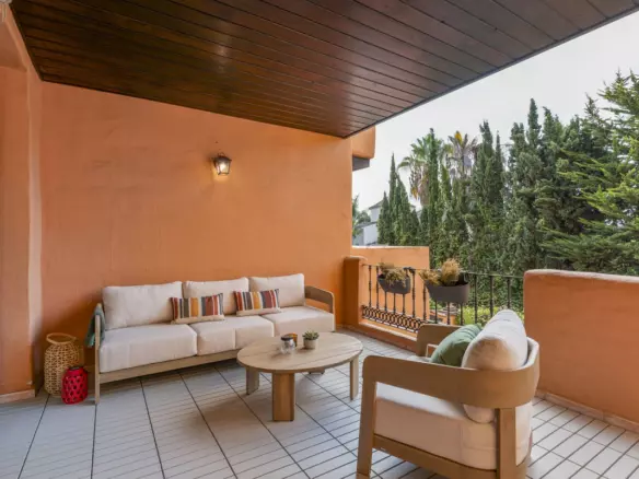 2-bedroom Apartment In Estepona, Spain (140 M²)