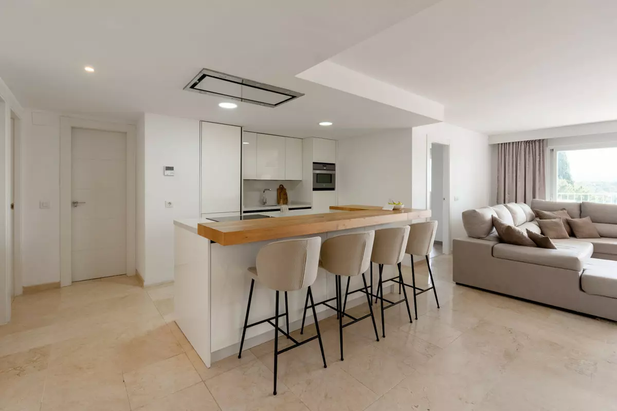 4-bedroom Apartment In Marbella, Spain (145 M²)