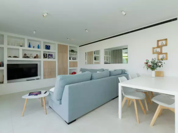 2-bedroom Apartment In Fuengirola, Spain (97 M²)