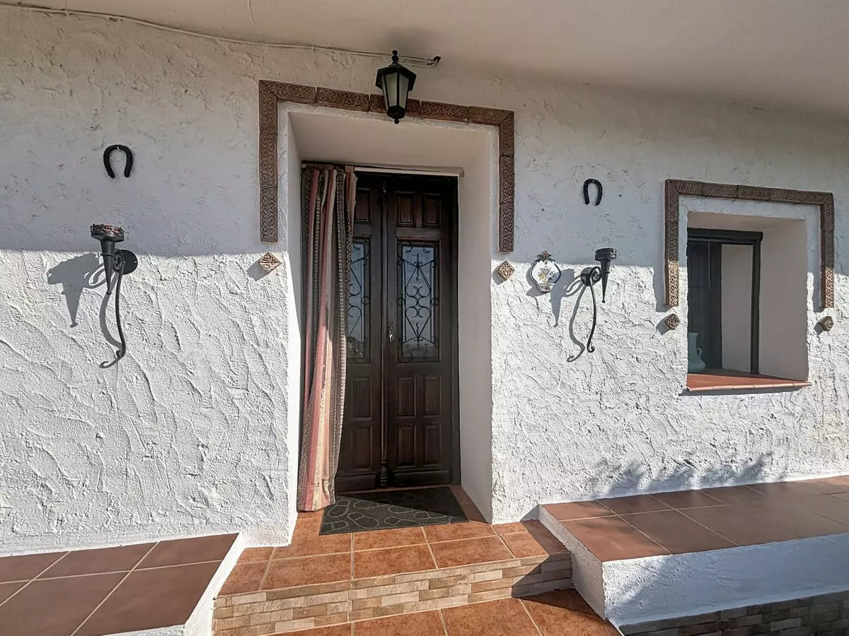3-bedroom Villa In Vélez – Málaga, Spain (124 M²)