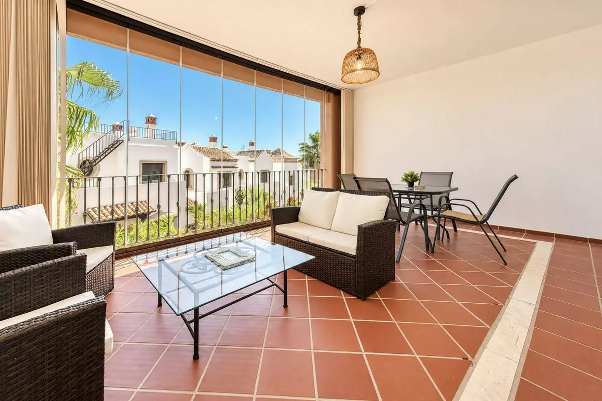 3-bedroom Town House In Estepona, Spain (195 M²)