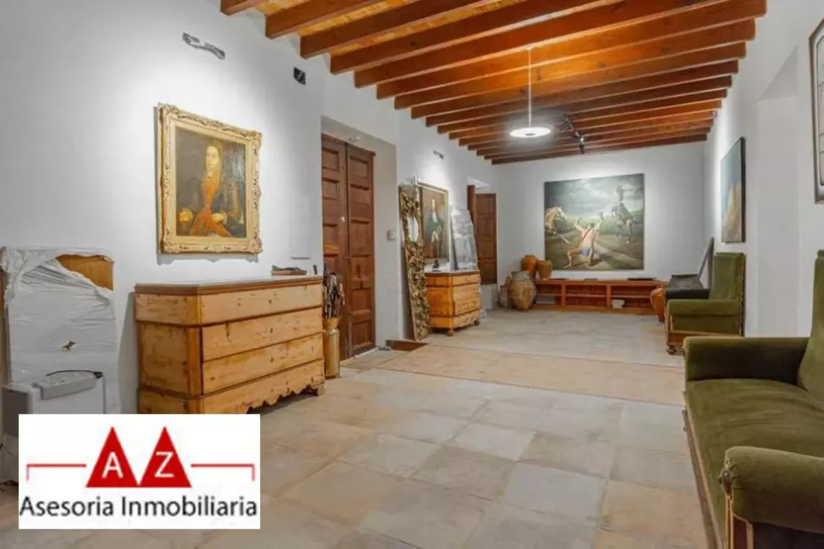 3-bedroom Villa In Porreres, Spain (512 M²)