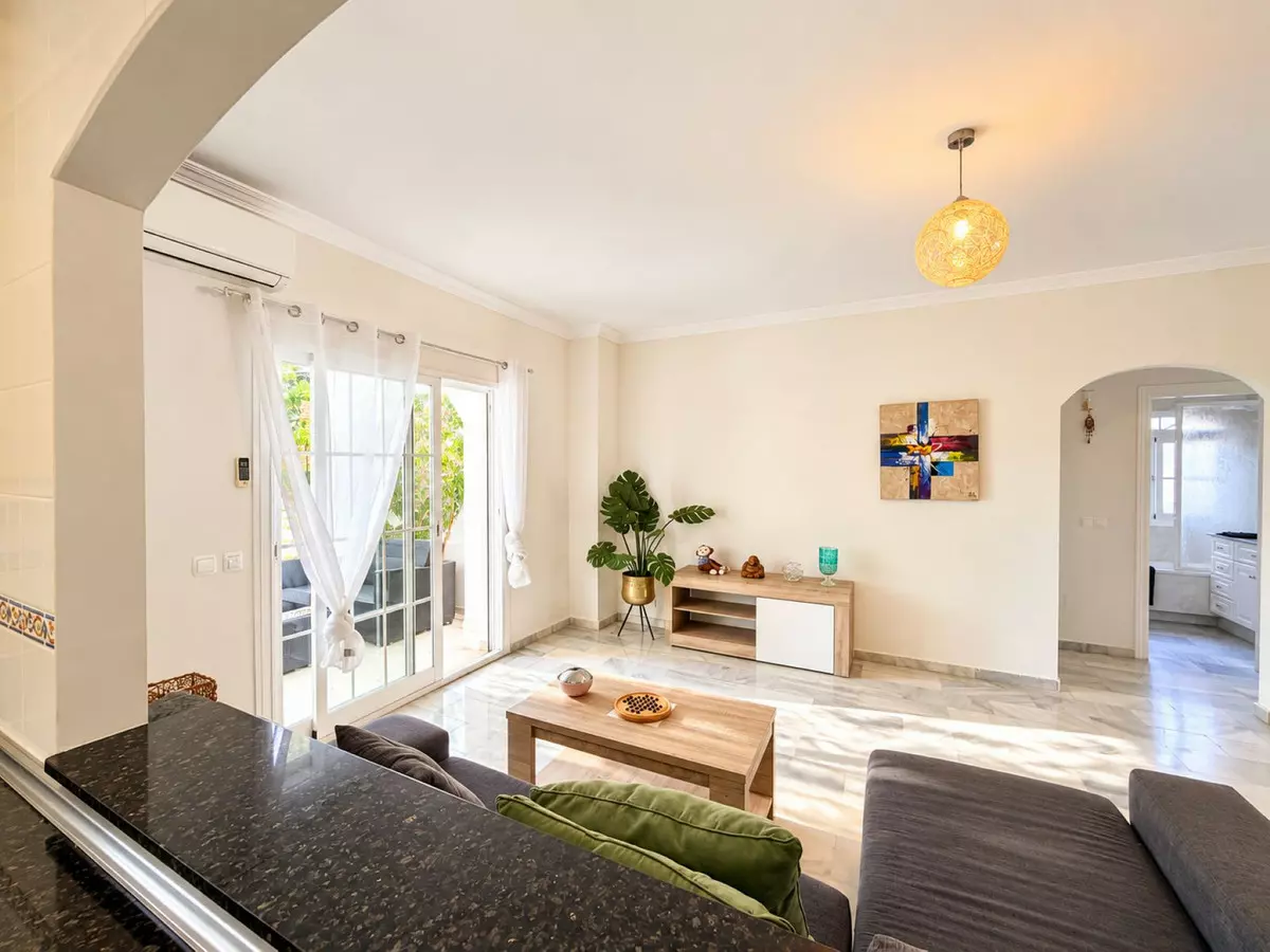 2-bedroom Apartment In Estepona, Spain (89 M²)