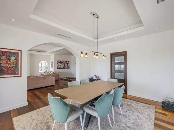 4-bedroom Villa In Estepona, Spain (384 M²)