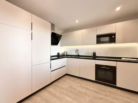 1-bedroom Apartment In Estepona, Spain (70 M²)