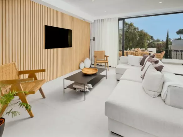 3-bedroom Town House In Marbella, Spain (135 M²)