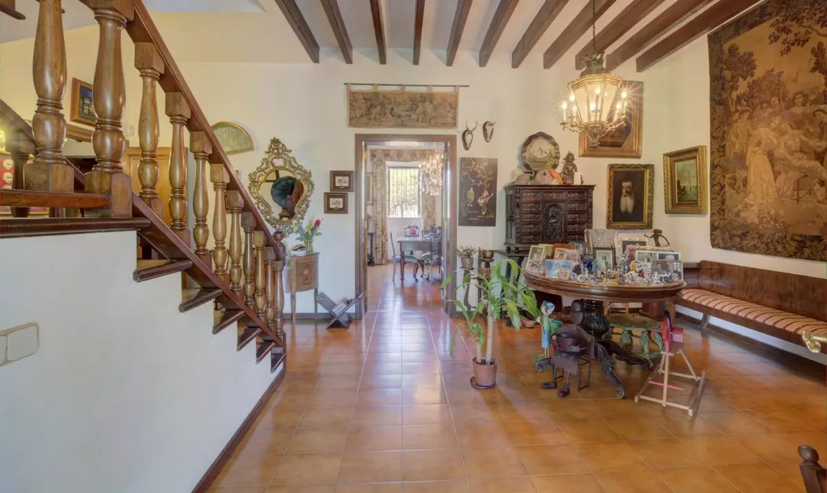 5-bedroom Country House In Marratxí, Spain (800 M²)