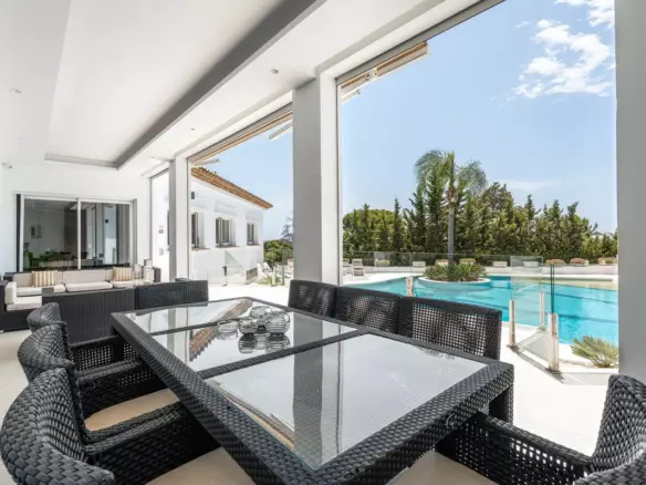 6-bedroom Villa In Estepona, Spain (835 M²)