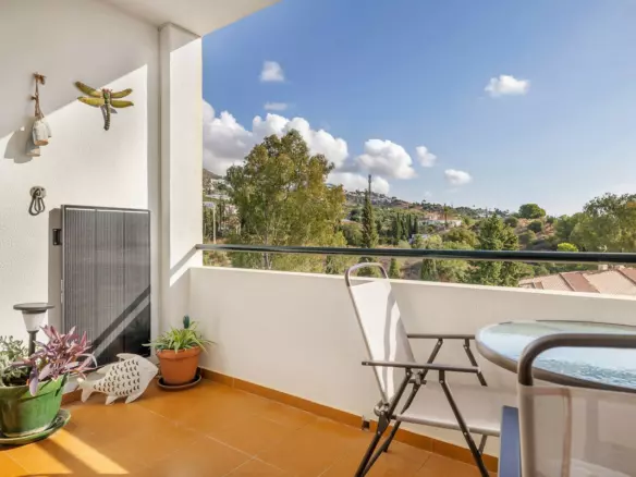 3-bedroom Apartment In Benalmádena, Spain (96 M²)