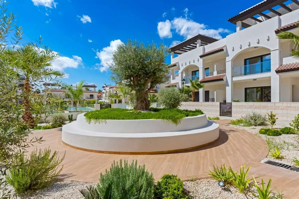 3-bedroom Apartment In Rojales, Spain (134 M²)