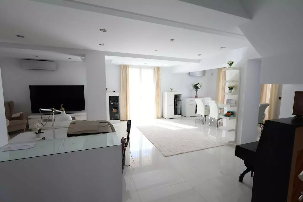 4-bedroom Villa In Orihuela, Spain (222 M²)
