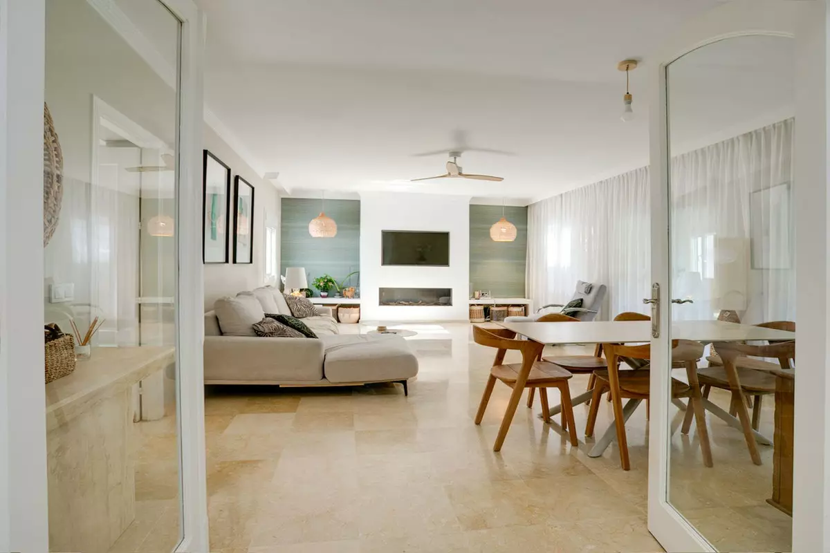 3-bedroom Villa In Estepona, Spain (238 M²)