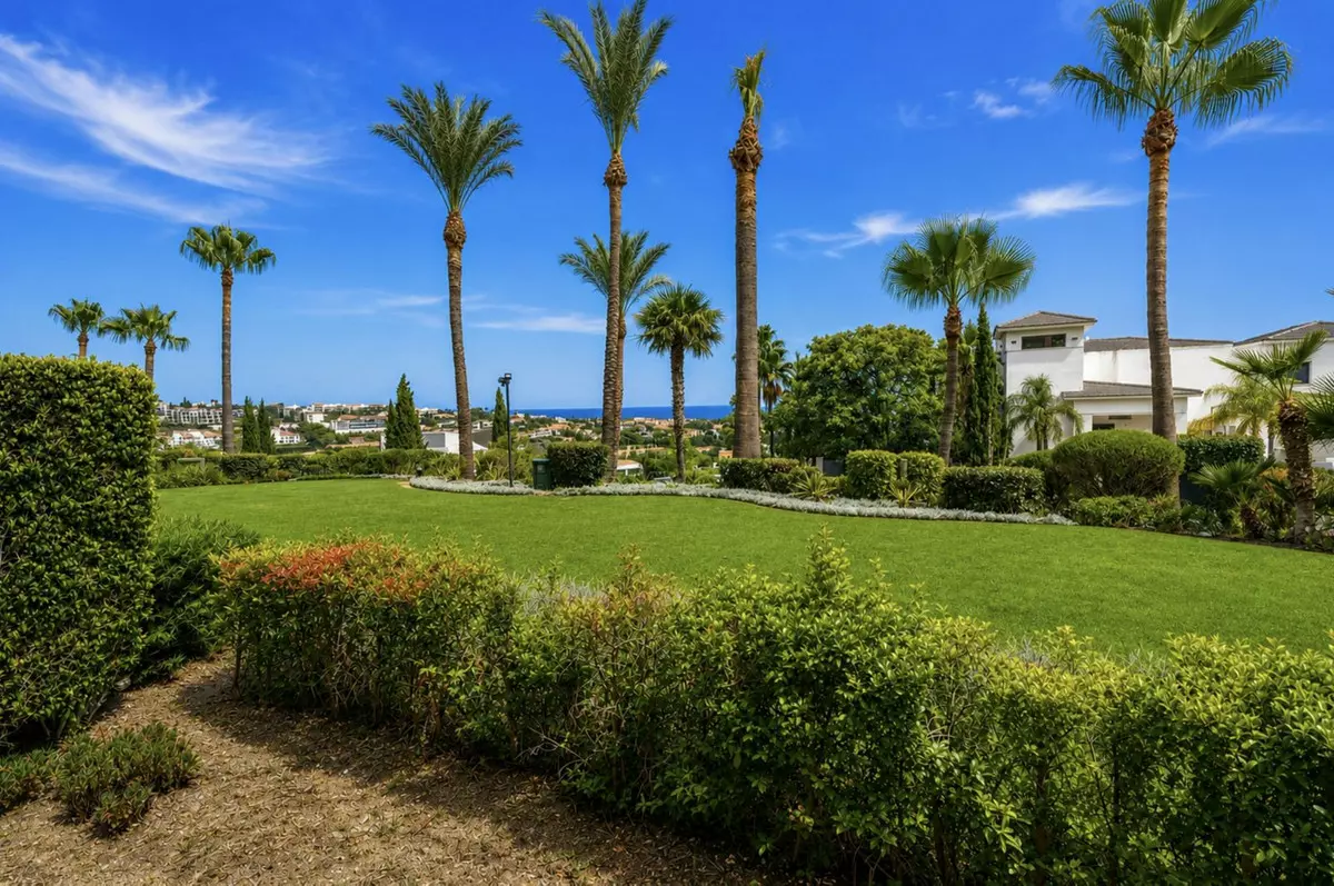 2-bedroom Apartment In Málaga, Spain (117 M²)