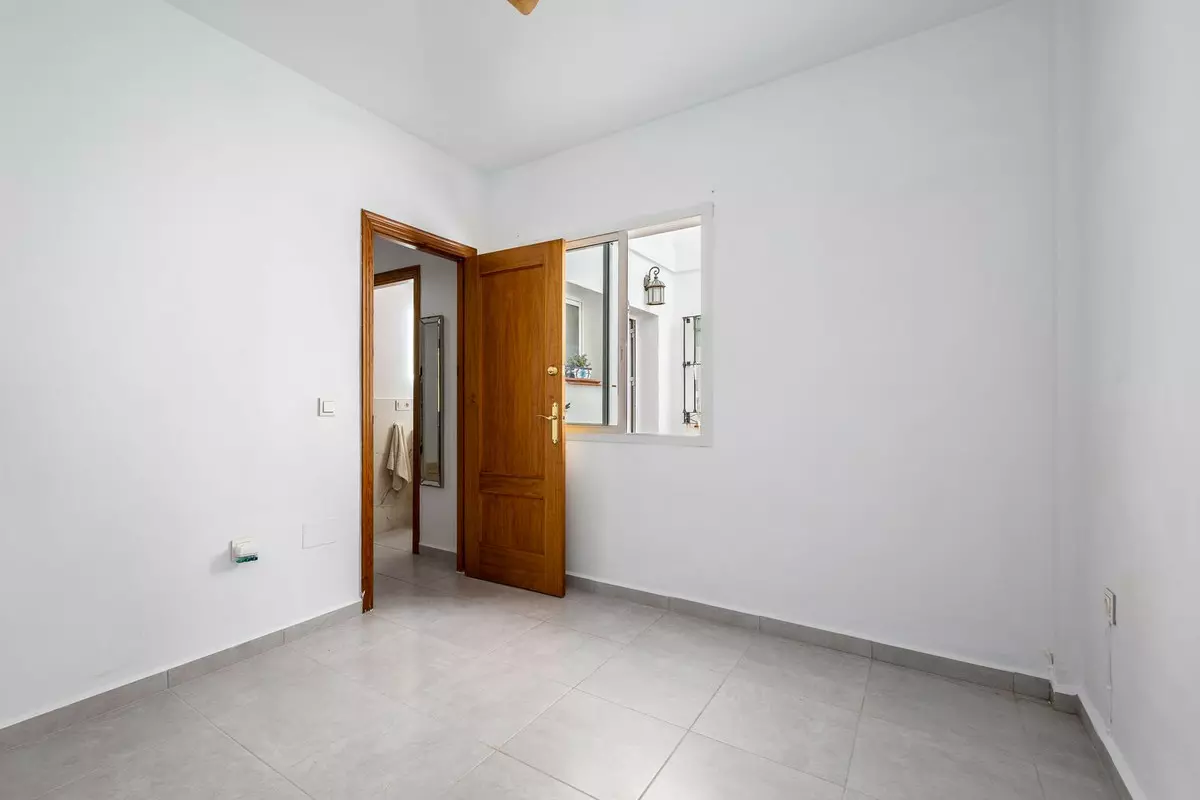 5-bedroom Town House In Alhaurín El Grande, Spain (169 M²)