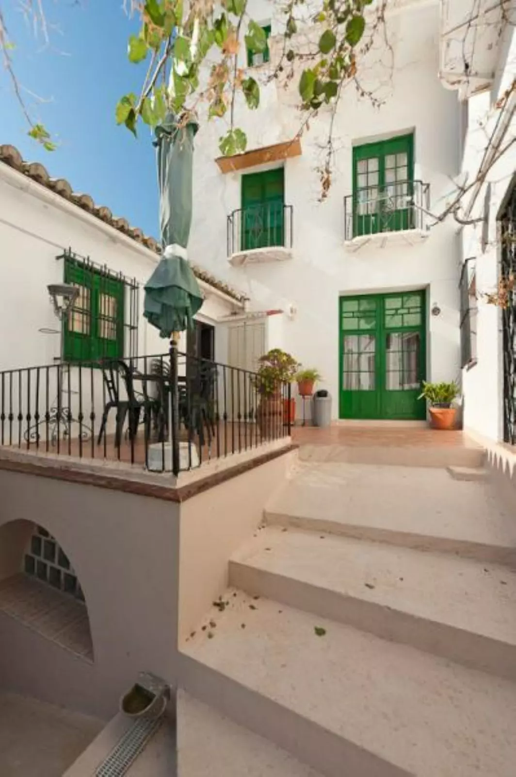 ShowFeedImage-10908a 14-bedroom Town House In Álora, Spain (1.085 M²)