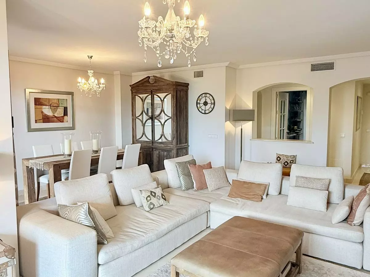 2-bedroom Apartment In Benahavis, Spain (100 M²)