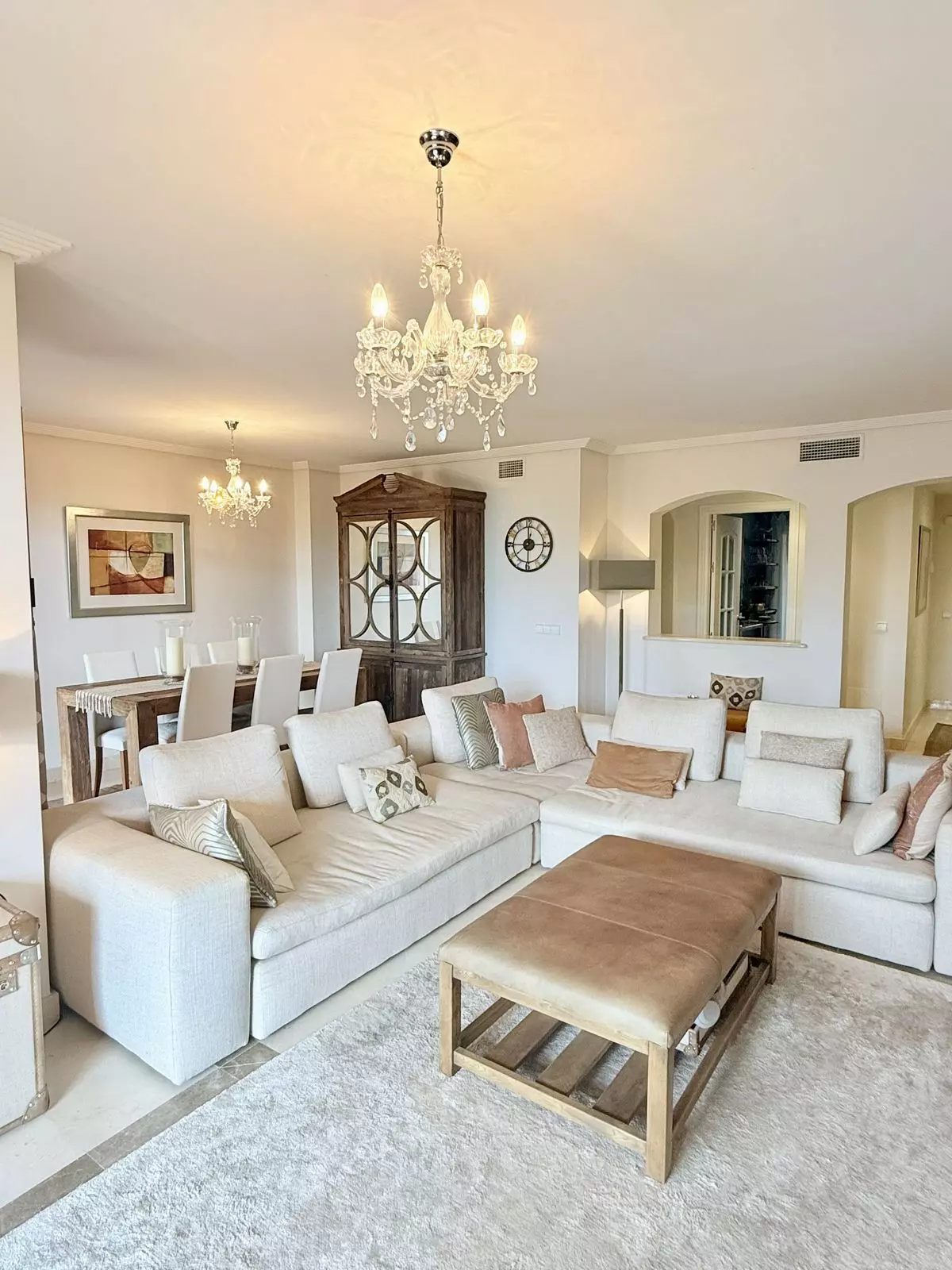 2-bedroom Apartment In Benahavis, Spain (100 M²)
