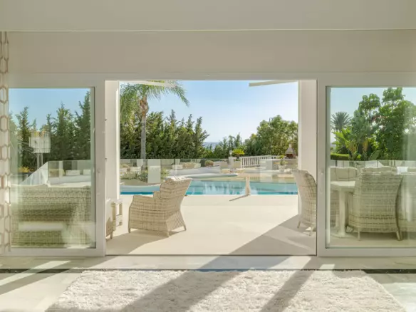 6-bedroom Villa In Estepona, Spain (835 M²)
