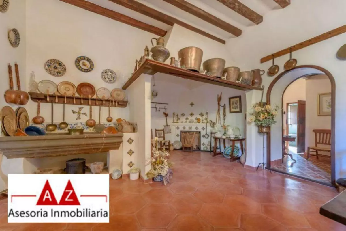 8-bedroom Villa In Fornalutx, Spain (1.562 M²)