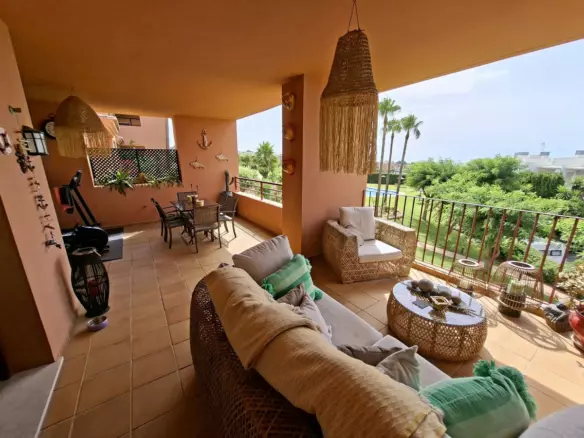 2-bedroom Apartment In Manilva, Spain (106 M²)