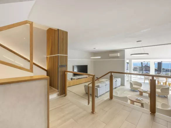 6-bedroom Villa In Manilva, Spain (501 M²)