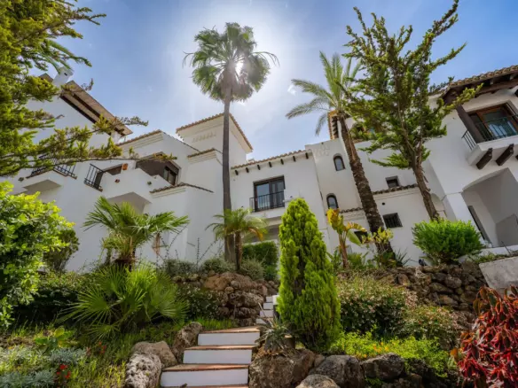 3-bedroom Town House In Estepona, Spain (235 M²)
