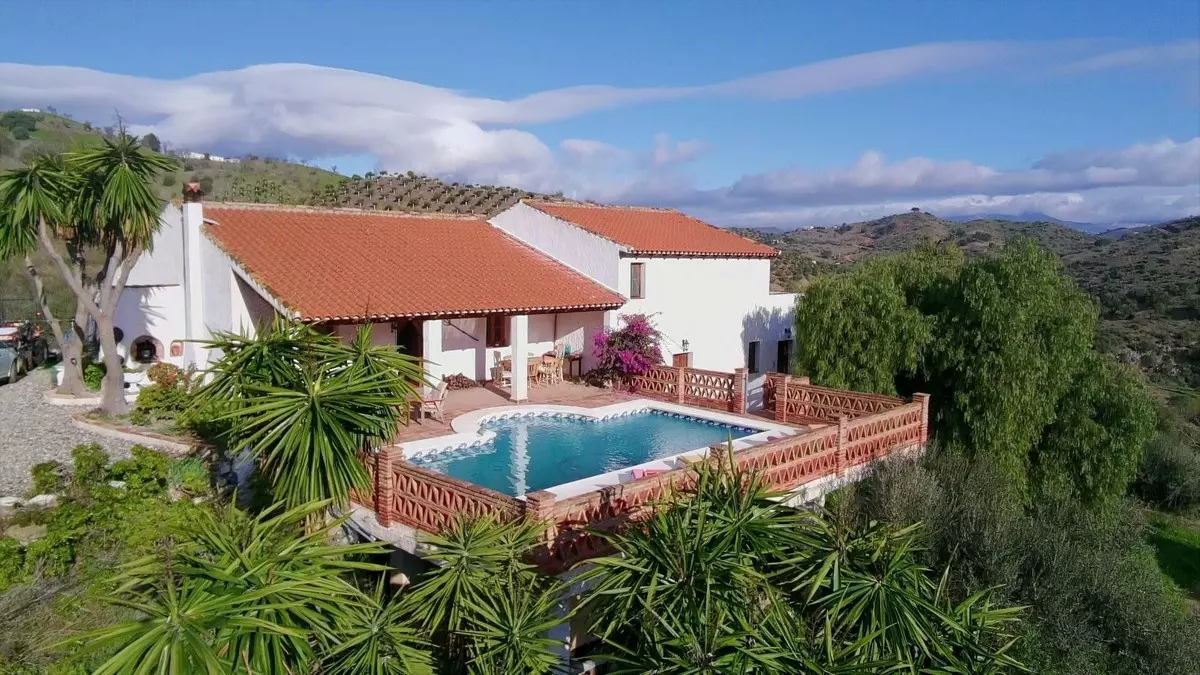 6-bedroom Country House In Álora, Spain (354 M²)